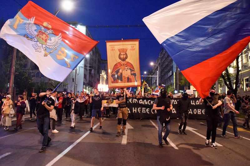 Pro-Russia Serbs protest in Belgrade to support Russia and against NATO - The Japan News