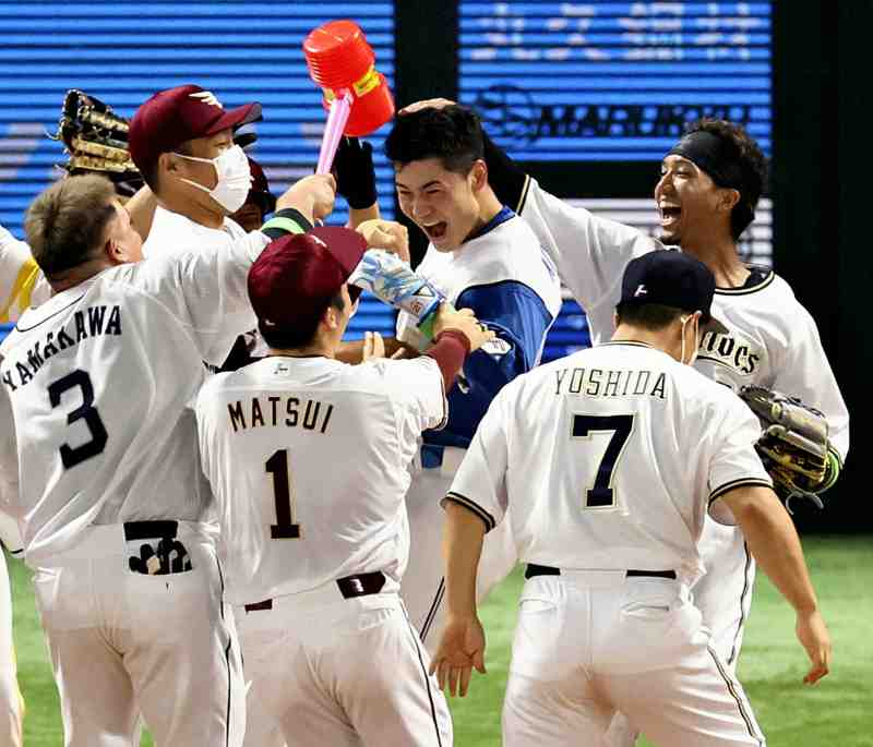 Shohei Ohtani gives Japanese baseball a moment to savor - Nikkei Asia