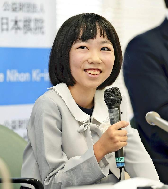 12-year-old Japanese girl to become youngest female professional Go player  next year - The Japan News