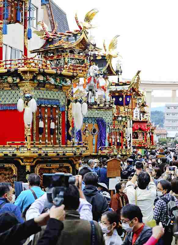 Gifu 1st Takayama Autumn Festival held since pandemic The Japan News