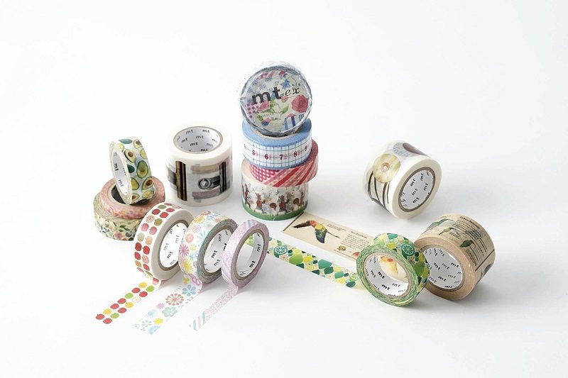 It's fun to get stuck on masking tape - The Japan News