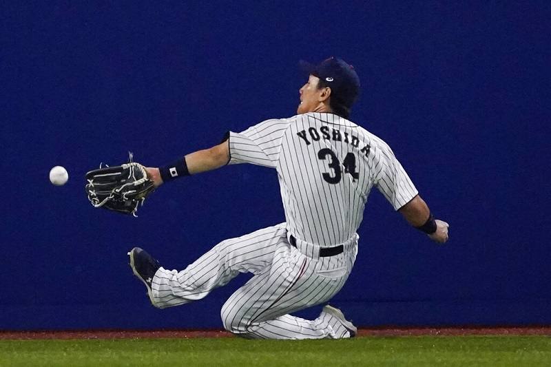 Koji Uehara honors Daisuke Matsuzaka as ex-Red Sox pitcher retires – NBC  Sports Boston