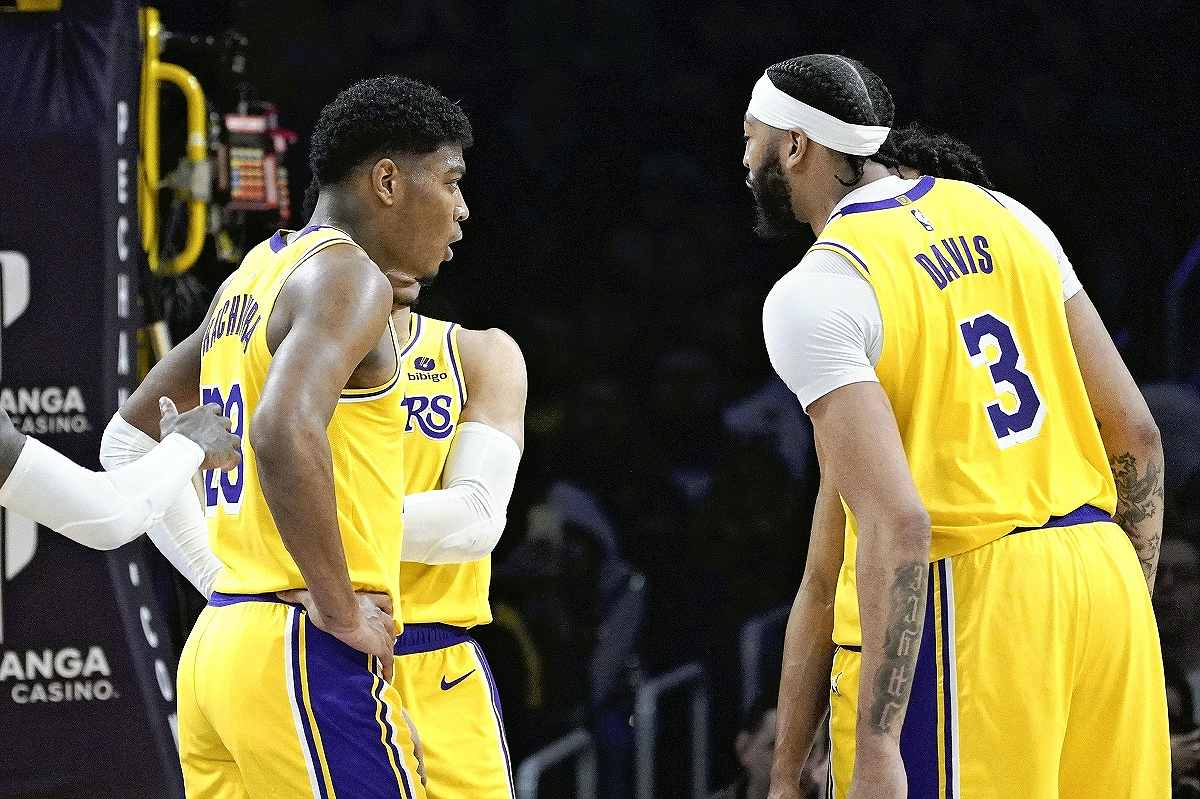 LeBron James 'Feels Great' After First Lakers Win, Stresses Defense And  Rebounding Are Keys Moving Forward