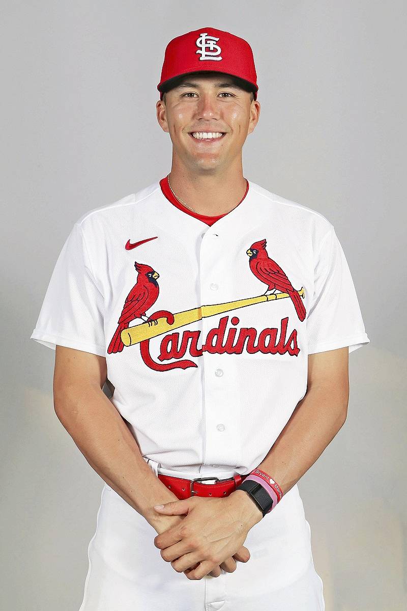 Cardinals' Lars Nootbaar happy to expand his baseball family with