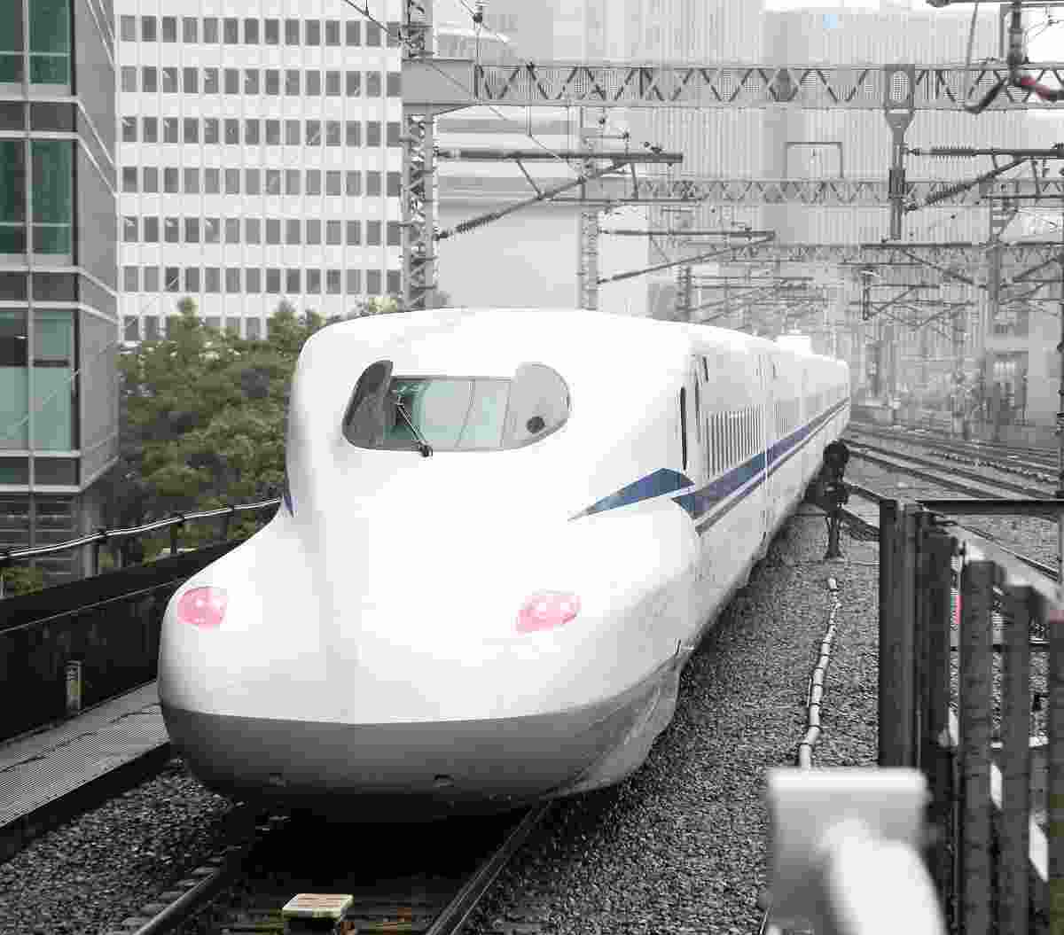 台湾、日本の最先端N700S新幹線列車を購入