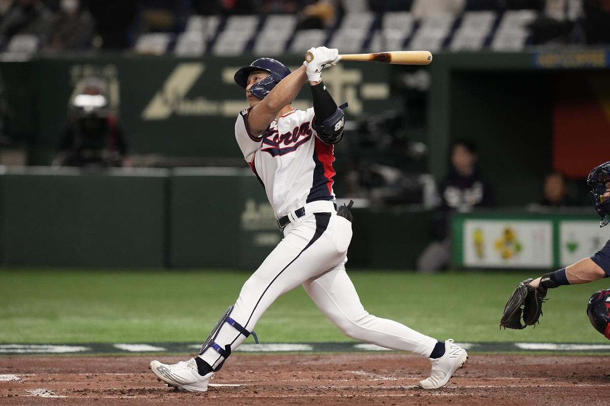 Kim Ha-seong comes out on top in Korean MLB clash