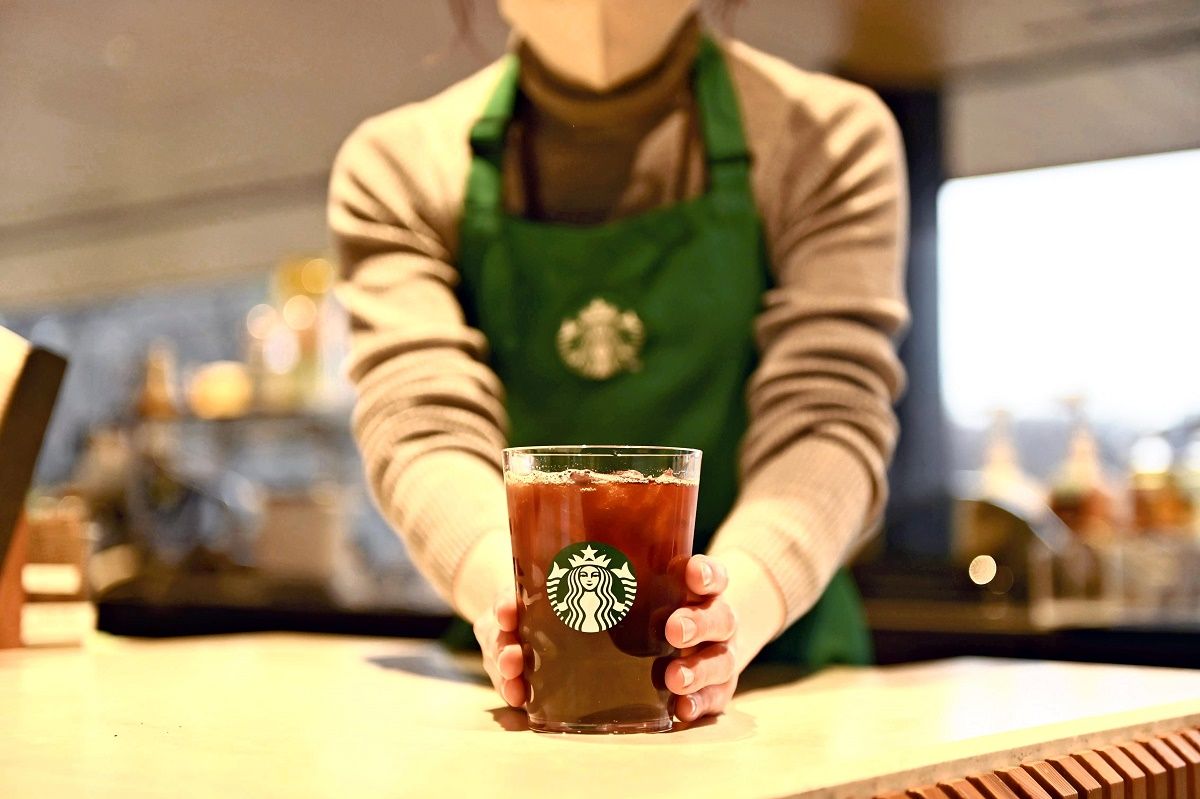 Starbucks Japan will serve iced drinks in glasses to cut out plastic