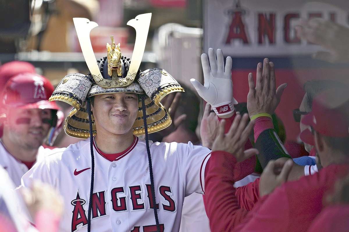 shohei ohtani samurai helmet