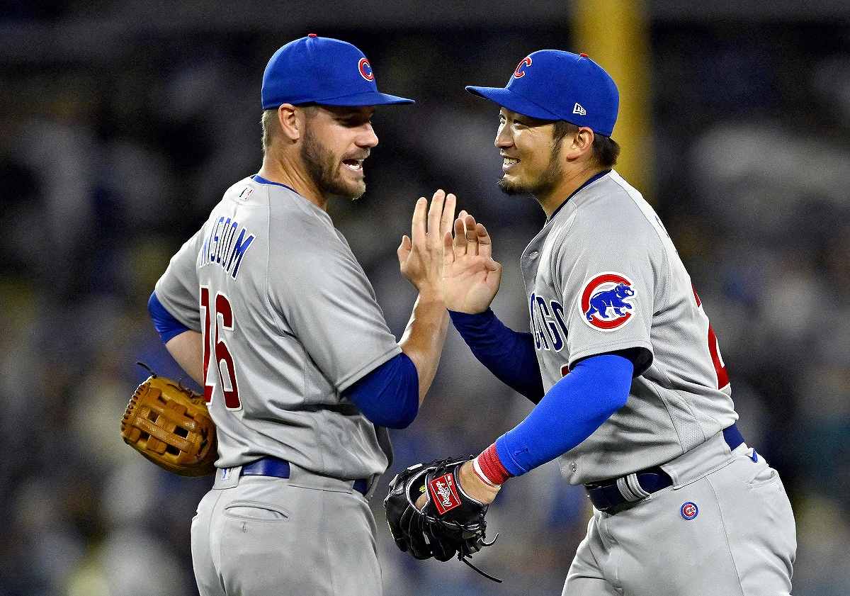 Back-to-back blasts give Cubs series win over Dodgers