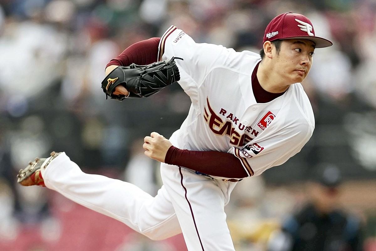 Mets' Senga Wears Ghost Glove, Fans 8 and Wins Debut Vs Marlins