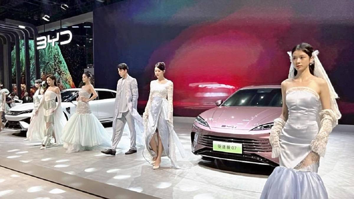 Automakers Unveil Latest EVs at Shanghai Auto Show - The Japan News