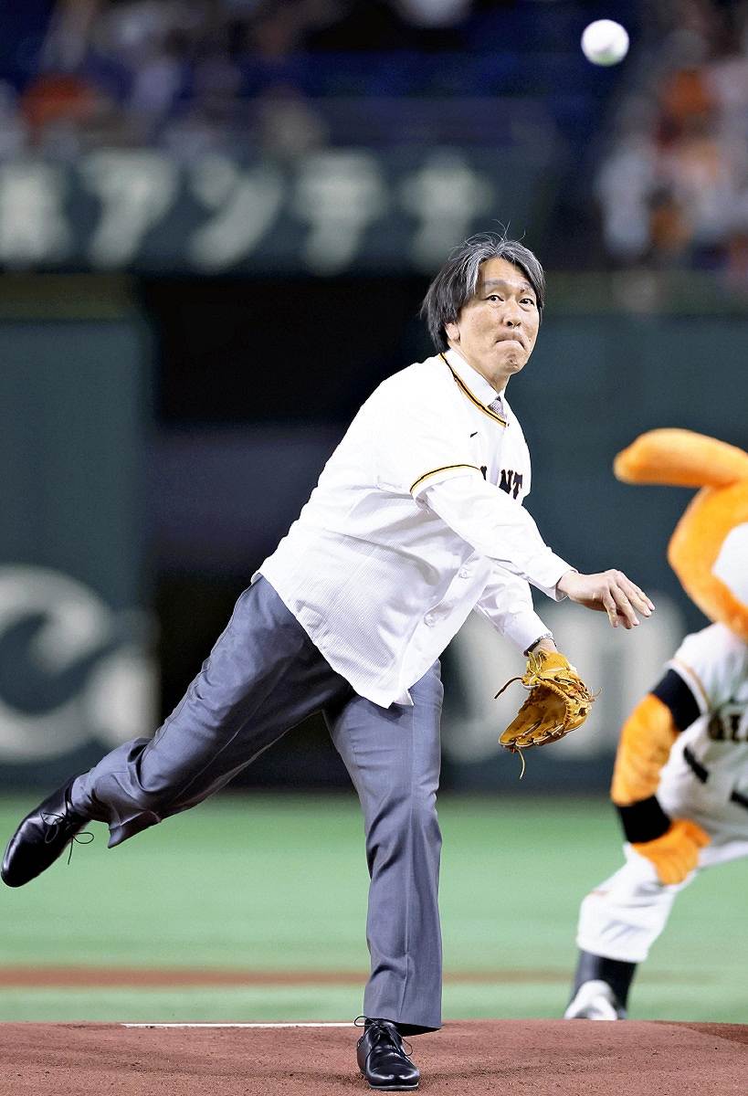 Hideki Matsui Returns to Tokyo Dome, Wearing Old Uniform No. 55