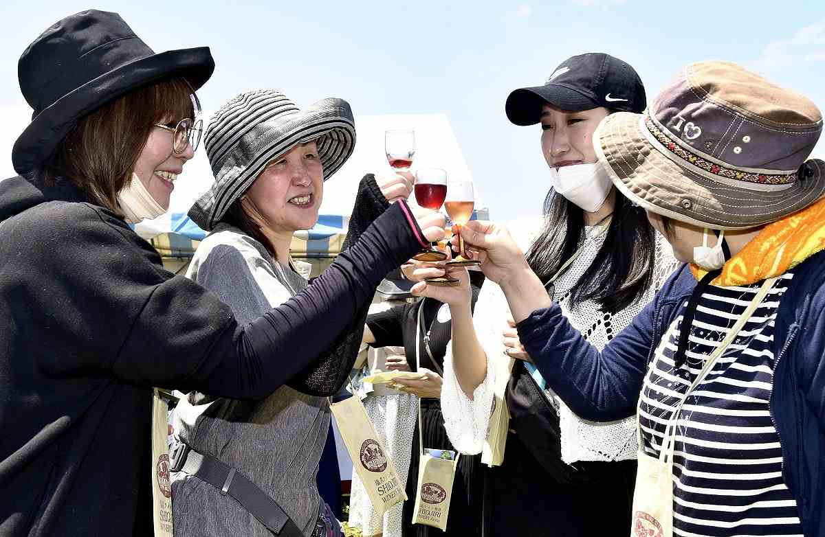 Winery Festival in Nagano Prefecture Held under Blue Sky - The