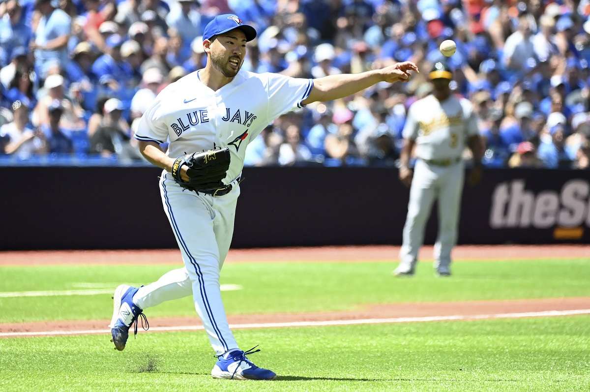 Blue Jays' George Springer moves into 2nd place all time with 55th