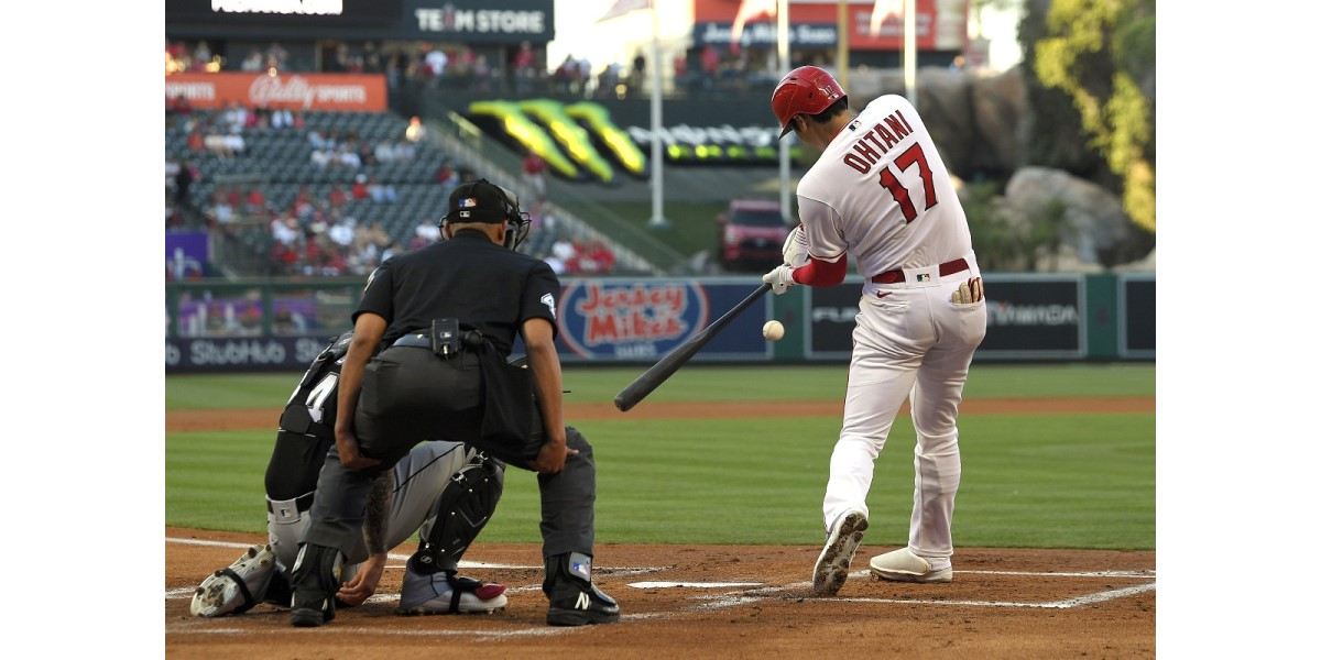 Angels beat ChiSox, 4-2