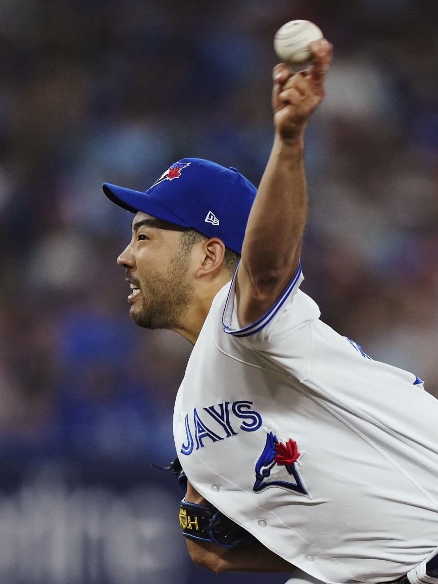 Phillies push across five-run in 3rd to beat Toronto in Game 2