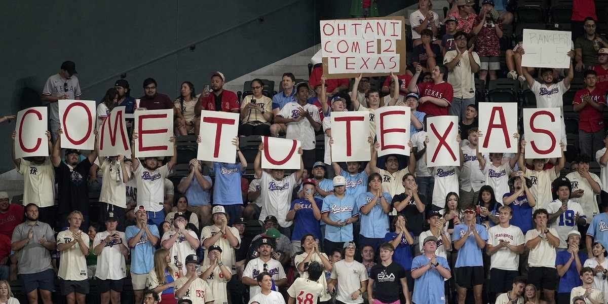 AL West-leading Rangers beat slumping Angels 7-3