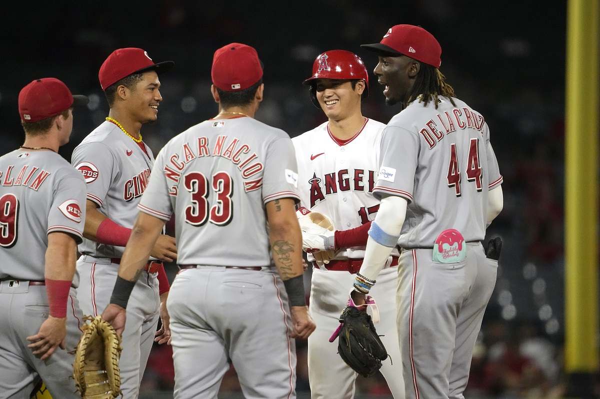 Reds beat Angels 7-3