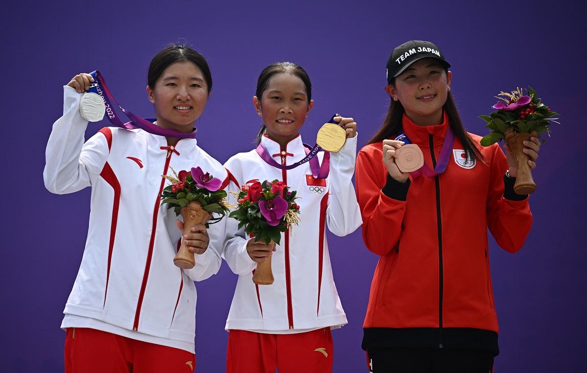 Mio Ito, 16letý japonský bruslař, získal bronzovou medaili.