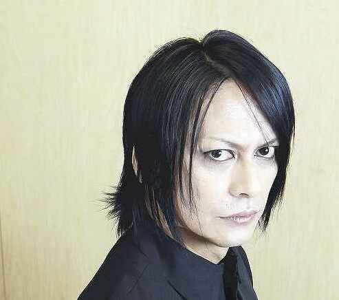 Atsushi Sakurai, 'Buck-Tick' Vocalist, Dies at 57 - The Japan News