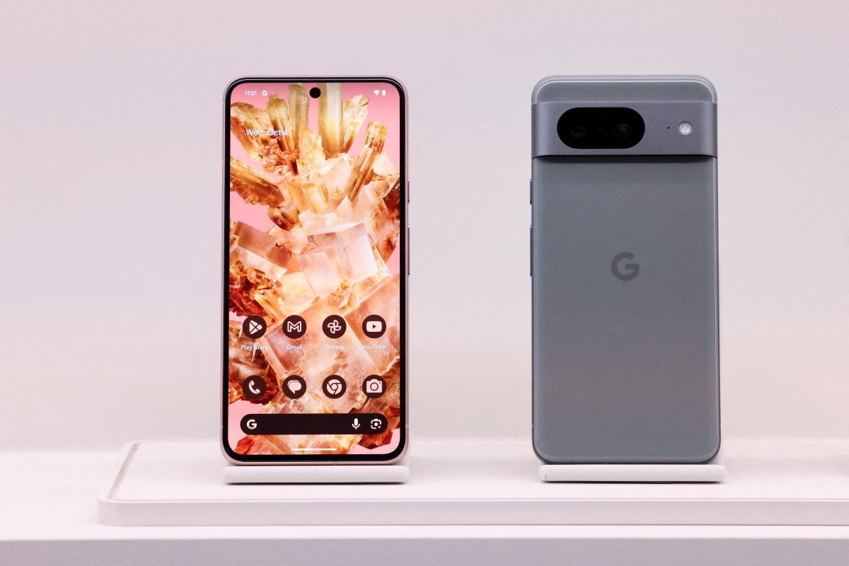 Google launches Pixel 8, smartwatch with new AI feature