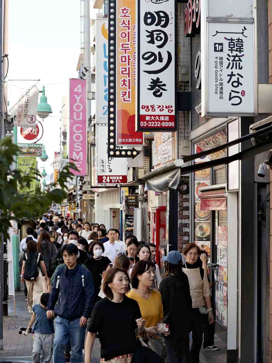 Korea Craze in Japan Unlikely to End Anytime Soon; Shin-Okubo is a Hub of  Korean Pop Culture