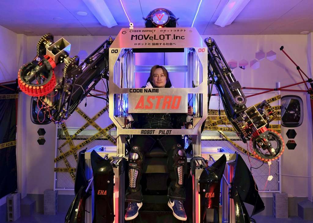 東京の起業家はロボット操縦体験で人々にインスピレーションを与えたい