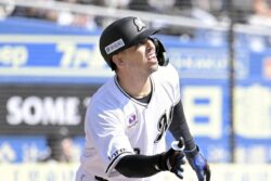 Shohei Ohtani stuns Dodgers — and many around the world — with marriage  announcement