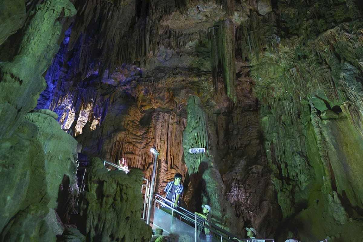 Cave2 1