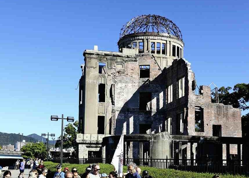 https://japannews.yomiuri.co.jp/wp-content/uploads/2024/10/Hiroshima-Nagasaki-1-e1728721512342.jpg