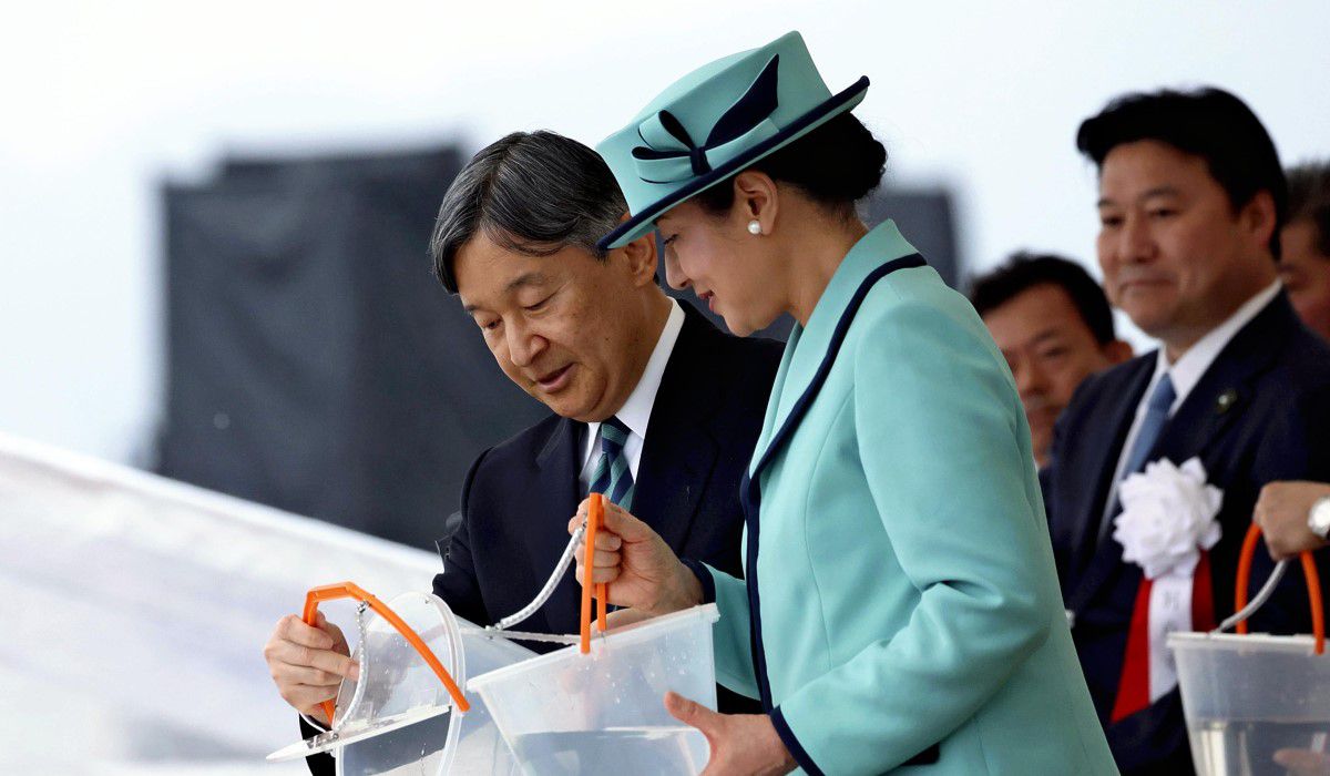 https://japannews.yomiuri.co.jp/wp-content/uploads/2024/11/Emperor-Empress2.jpg