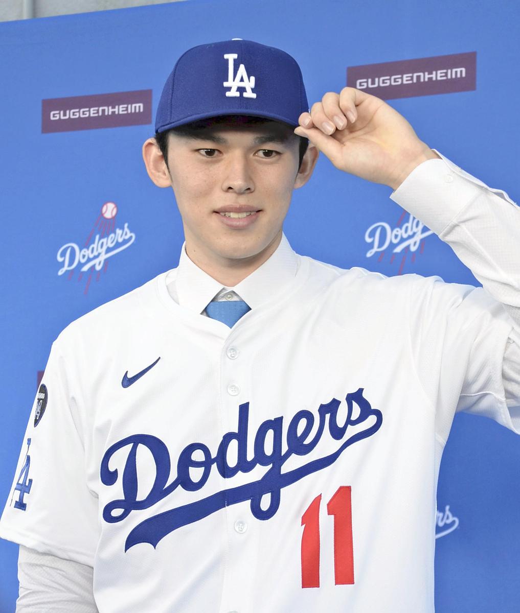 New Dodgers Pitcher Roki Sasaki Vows to Move Forward