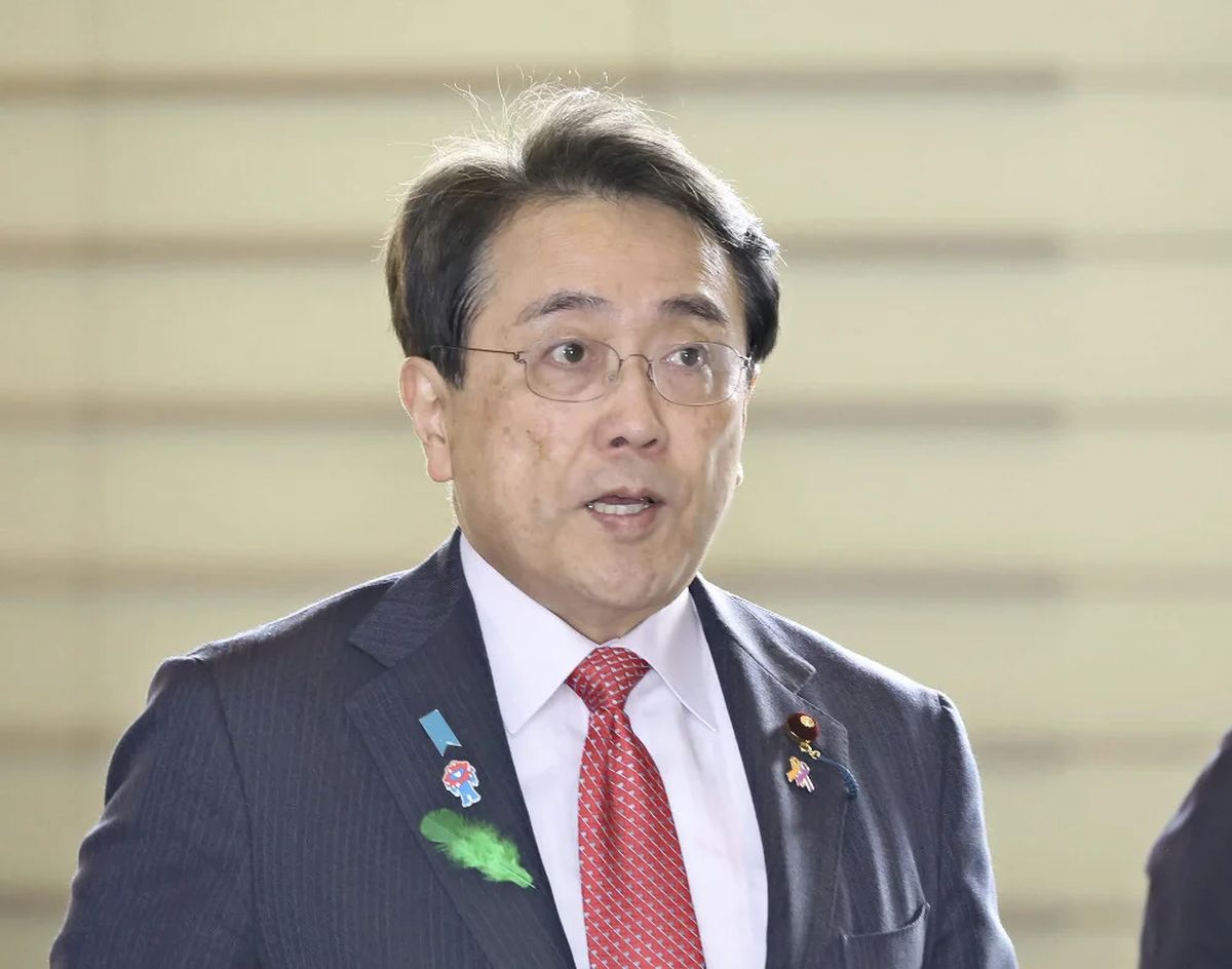 Japan to Send Akazawa to U.S. for More Tariff Talks on Wednesday; Minister to Negotiate over Automobiles, Rice Imports