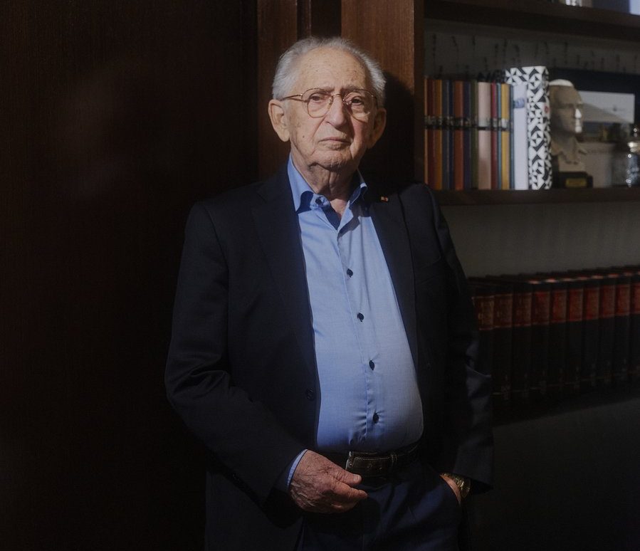 history-NISEI-SOLDIERS-4VYGHYJOGXSWJGGUEE63MGFW3Q