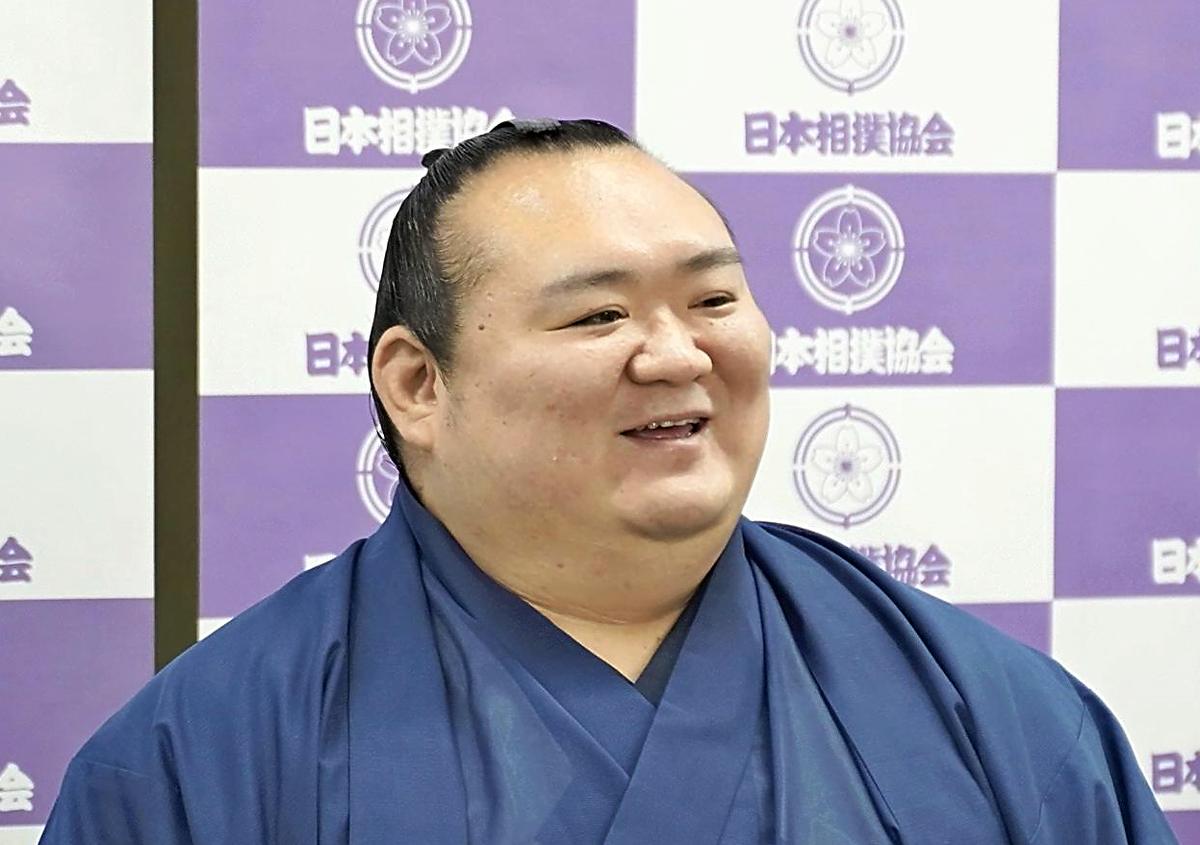 sumomoch様 Sumo Scene / Former Sekiwake Takarafuji Steps Down From Ring