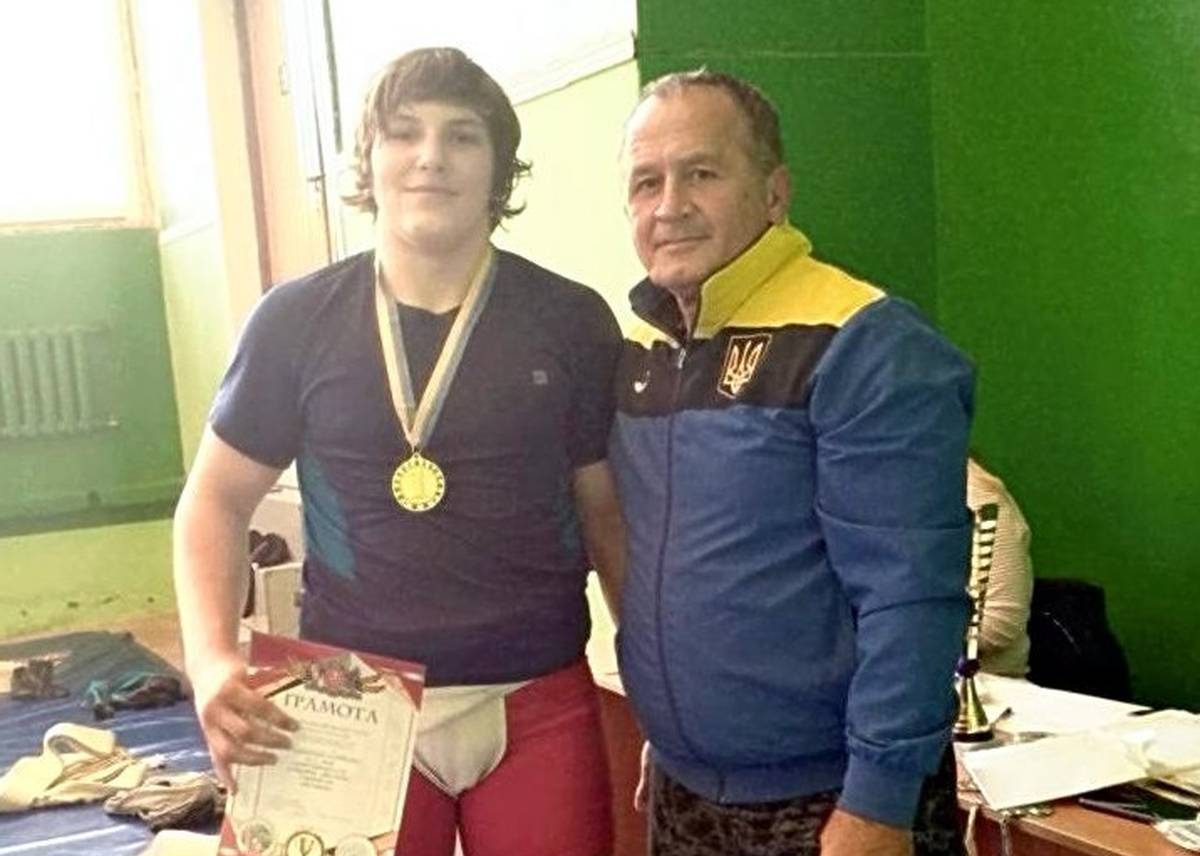 Sumo Wrestler Aonishiki ‘Gives Courage to Ukraine,’ Says Childhood Mentor