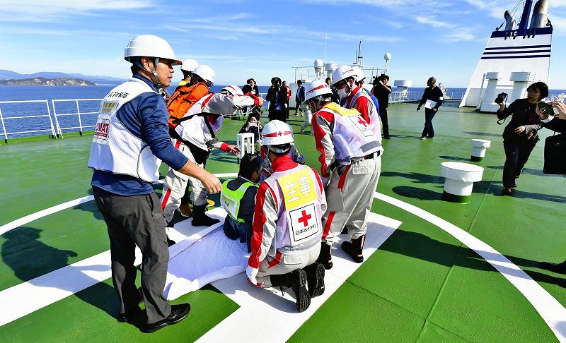 yomiuri.co.jp - 上羽 - Training System to Start for Medical Workers Aboard Hospital Ships, Vessels to Be Dispatched to Disaster-Hit Areas