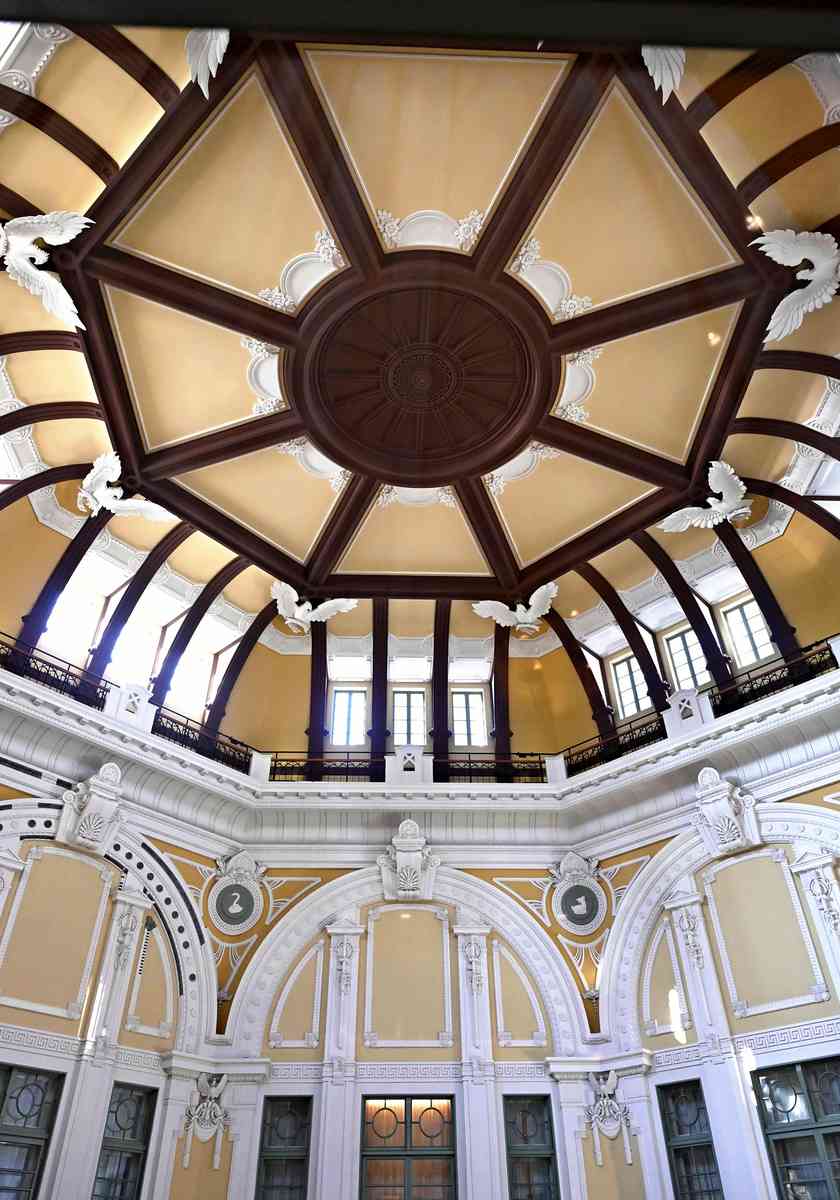 perspective tokyo station 1