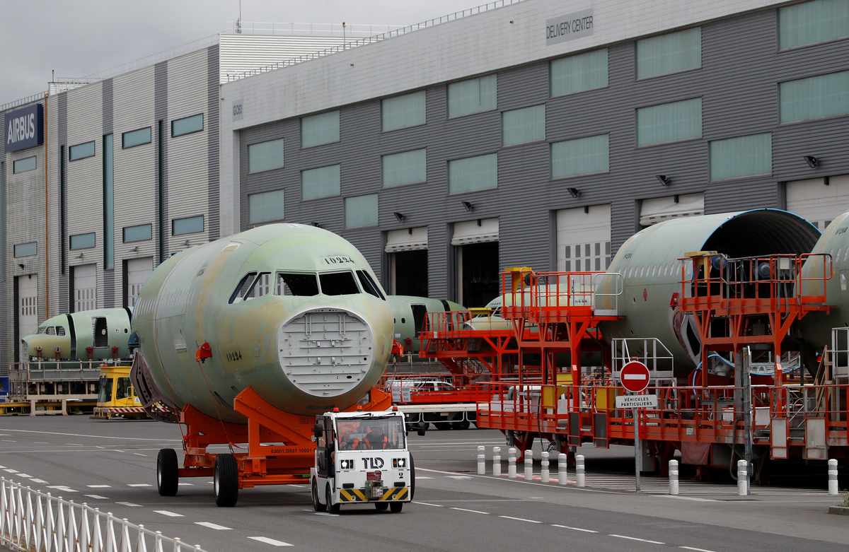 yomiuri.co.jp - 佐藤 - Airbus Narrows Software Crisis as Airlines Ride out A320 Recall