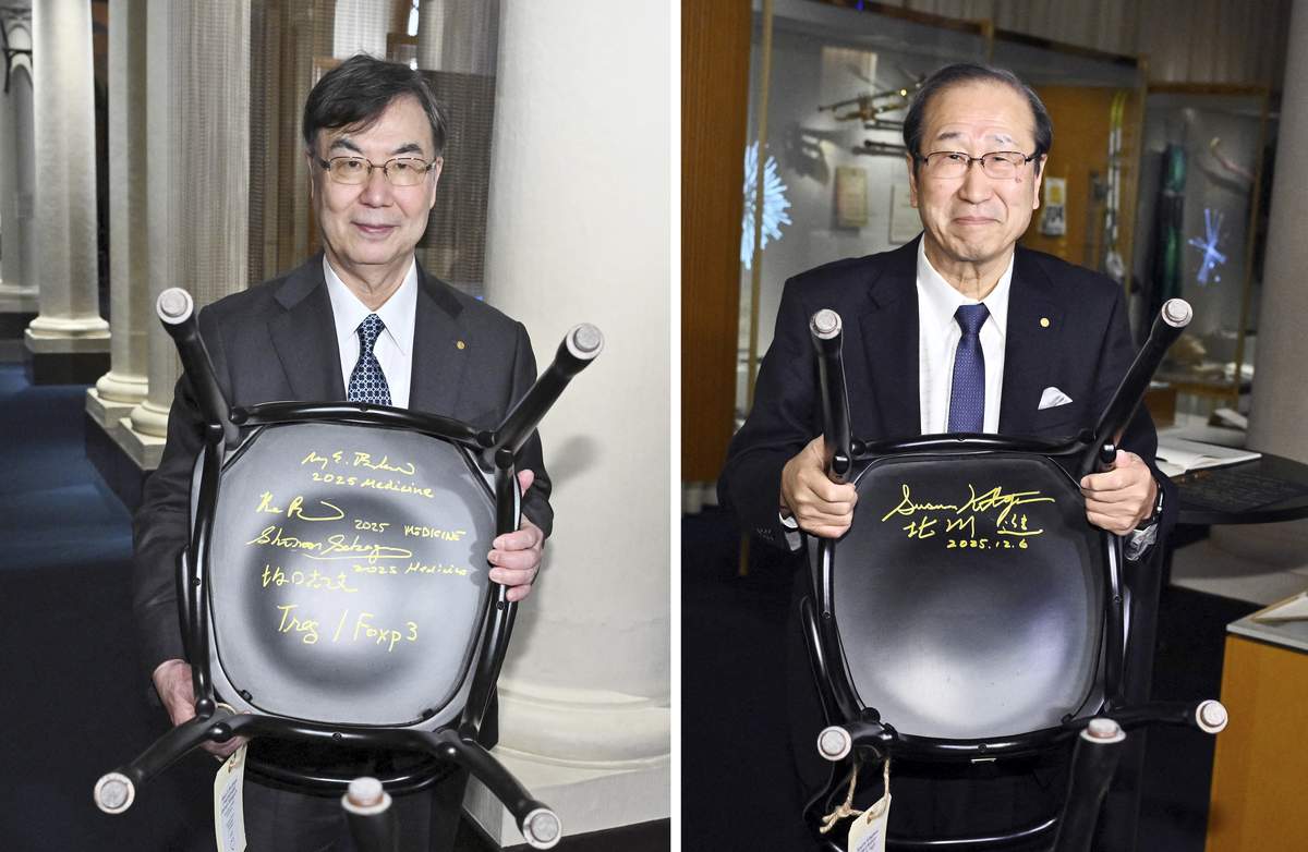 2 Japanese 2025 Nobel Prize Winners Visit Museum in Stockholm, Take Part in Tradition of Autographing Chairs