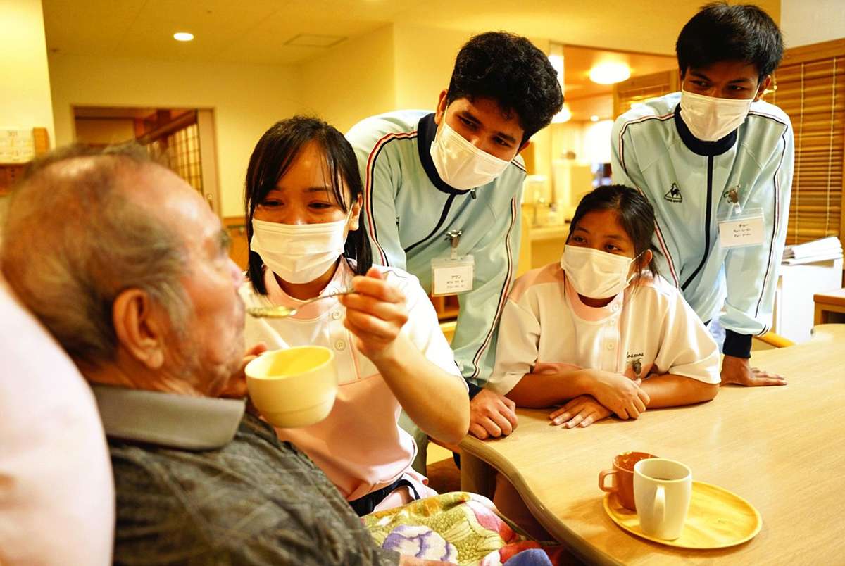 Inclusive Society / Accepting Foreign Residents as Members of Japanese Society