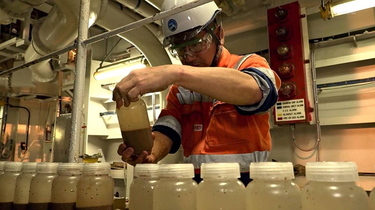 Japan Takes Step Toward Rare Earths Independence With Sea Mud Excavation