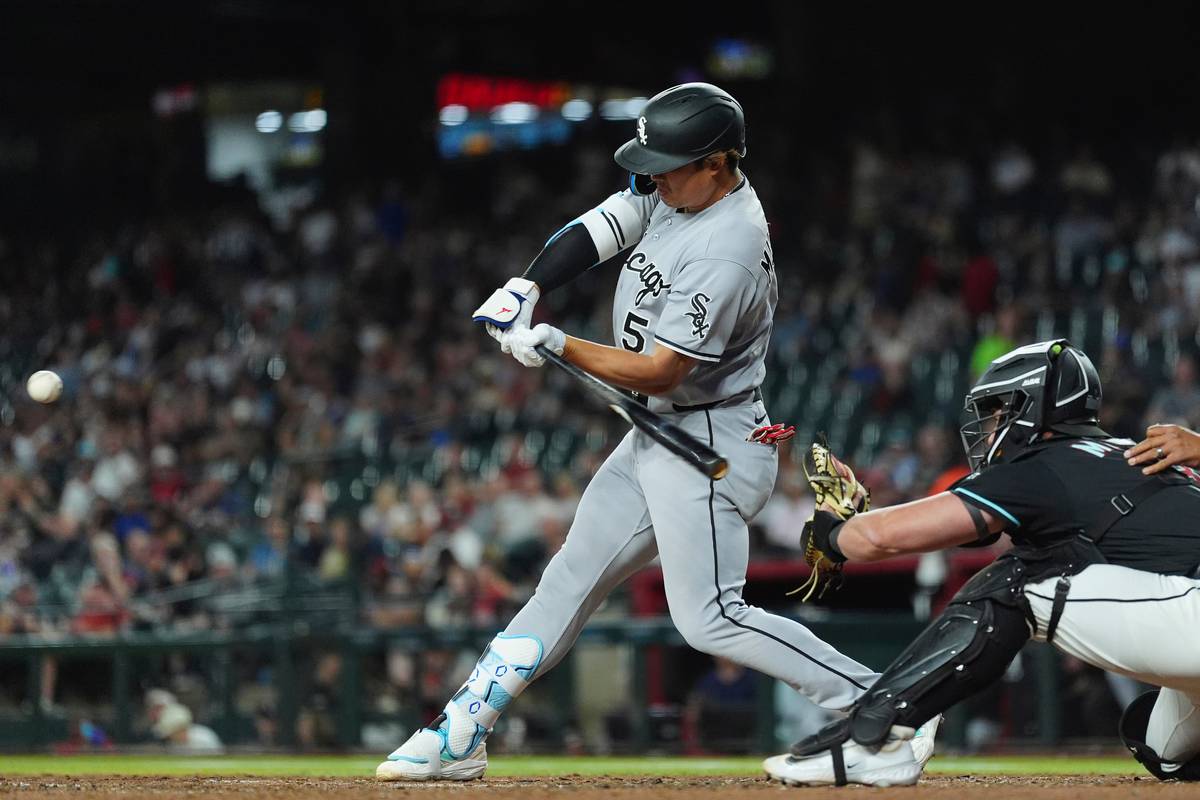White Sox Rookie Munetaka Murakami Ties MLB Rookie Record with HR in 5th Straight Game