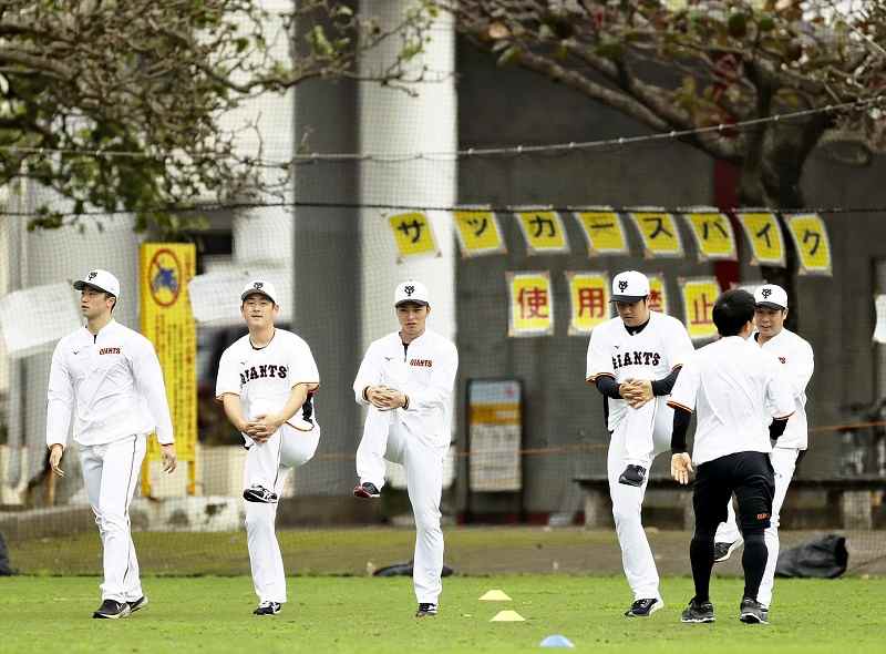 Shohei Ohtani visits former Fighters teammates at spring camp - The Japan  Times